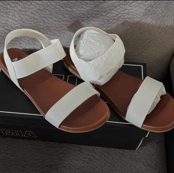 MIA Shoes - NWT MIA Sandals